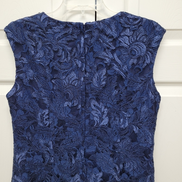 🔥 Chetta B Navy lace sheath dress, Size 10 - Picture 10 of 10